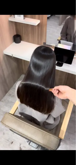 セミロング カラー 高級髪質改善/透明感 艶カラー　瀧本侑輝のヘアスタイル