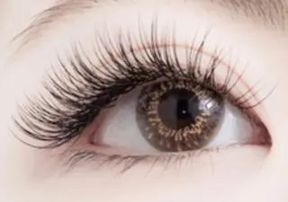 マツエク・マツパ Eyevy所属・Eyevy　佐々木 春香のマツエク・マツパデザイン