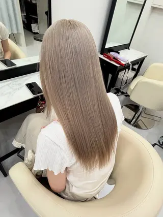 ロング カラー 🩵たくみハイトーン カラー.エクステ🩵のヘアスタイル