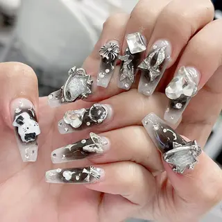 ネイル Queens ひなのネイルデザイン