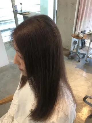 カラー 竹内 絢香のヘアスタイル