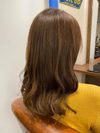 セミロング カラー liL  hair サトウリョウタのヘアスタイル