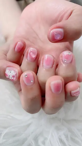 ネイル FF フィフィネイルサロンのネイルデザイン