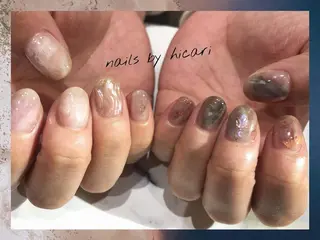ショート カラー パーマ ネイル マツエク・マツパ illum hicariのネイルデザイン