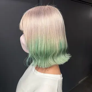ショート カラー ★デザインカラー ハイトーン ももか★のヘアスタイル