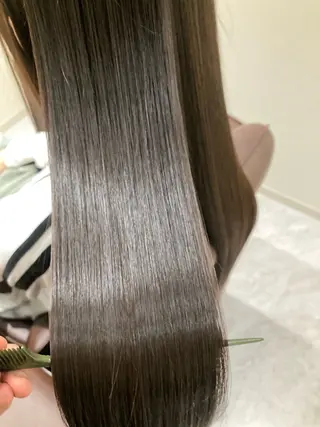 ロング 谷口 幸衣のヘアスタイル