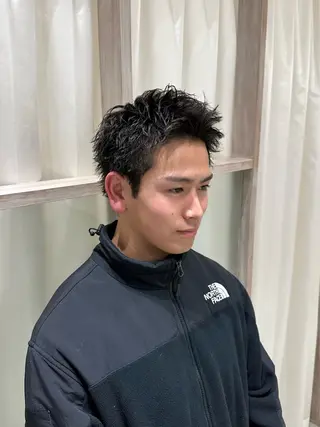 メンズ N,SOL / 岩上 新大のヘアスタイル