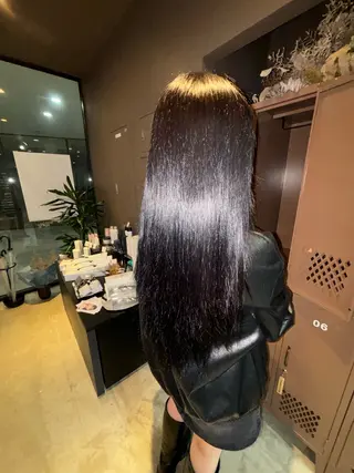 カラー NOA/トレンドヘア ブリーチなし艶カラーのヘアスタイル