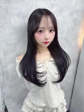 ロング かさい せなのヘアスタイル