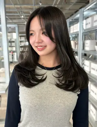 セミロング カラー ダブルカラー/レイヤ ーカット 🤍ゆきなのヘアスタイル