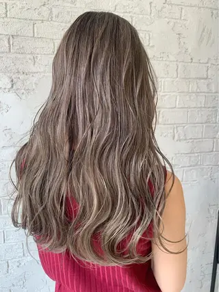 ロング カラー 🦄ハイトーンカラー 🦄まるおしょうのヘアスタイル