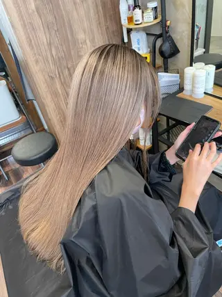 ロング カラー Lull1人美容室 バレイヤージュのヘアスタイル