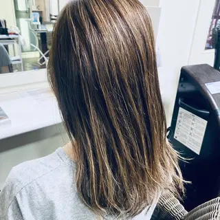 ミディアム カラー ママ美容師 *ヒマワリのヘアスタイル