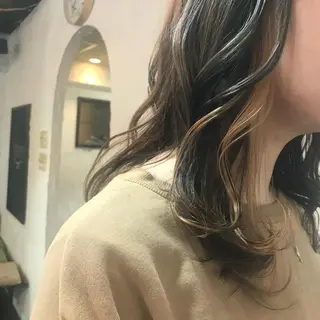 カラー 渋田 ゆかりのヘアスタイル