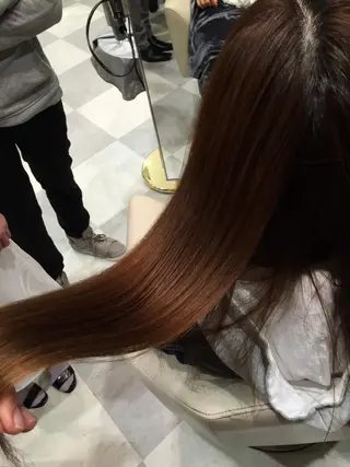 カラー _WHITE芝本 賢吾【天王寺店】のヘアスタイル