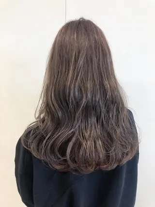 セミロング カラー ケアブリーチ 坪井佑樹のヘアスタイル