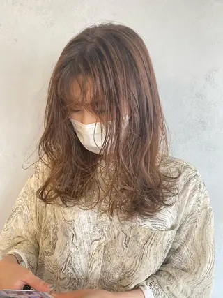 セミロング ハッシュカット /レイヤー/大阪中津のヘアスタイル