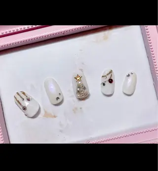 ネイル オーナーネイリスト MAKIのネイルデザイン