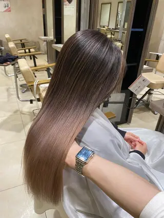 ロング バレイヤージュ 隅中秀弥のヘアスタイル
