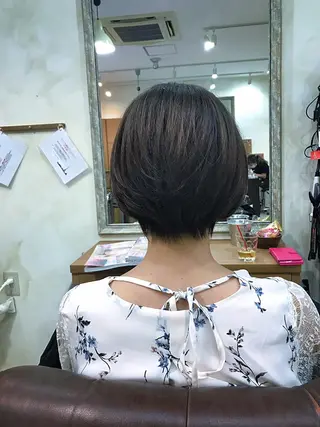 ショート ハットリ 代表のヘアスタイル