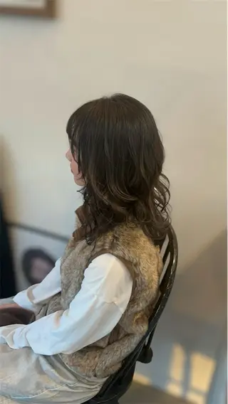 ミディアム ヘアアレンジ 岩村 夏姫のヘアスタイル