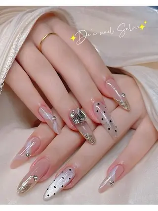 ロング 戸井田 静香のネイルデザイン