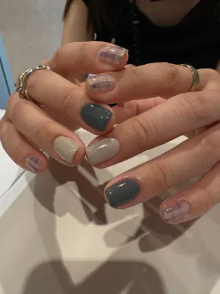 ショート カラー ネイル マツエク・マツパ アイブロウ ar. harajukuのネイルデザイン