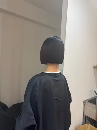 ショート カラー 大人な抜け感レイヤー remi🖤のヘアスタイル
