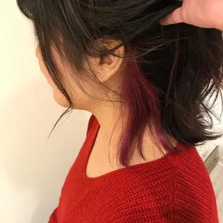 ミディアム カラー 菅 由梨菜のヘアスタイル