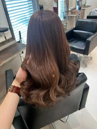 セミロング ‪🤎艶感ベージュ/ ミルクティー‪🤎のヘアスタイル