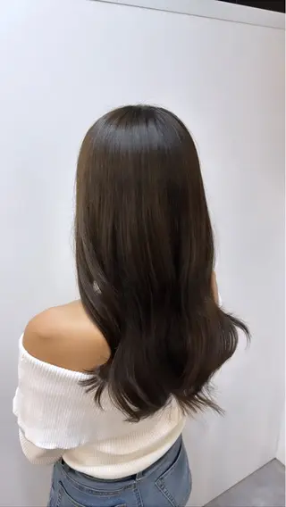 ロング カラー レイヤーカット/ 艶カラー/山内一暉のヘアスタイル