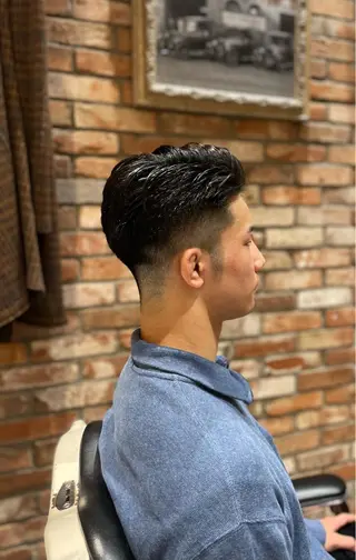 ショート ヒロ銀座　　　御徒町所属・ヒロ銀座　小林 透真のヘアスタイル