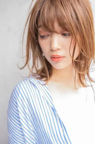 ミディアム カラー パーマ 🎊LUZ🎊_公 式_🩵髪質改善🩵のヘアスタイル