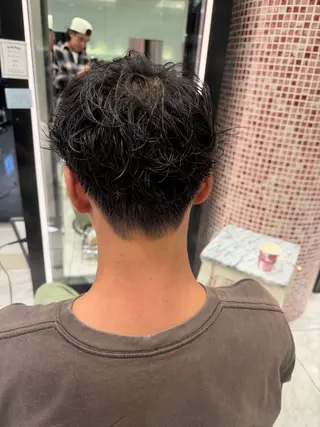 メンズ 🎸メンズ朝ラク！ パーマ特化ren🎸のヘアスタイル