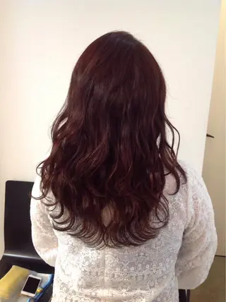ロング カラー 榎園 由美のヘアスタイル