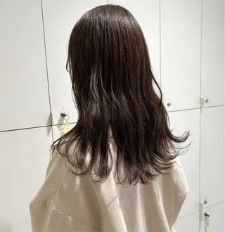 セミロング カラー 透明感カラー🫧 nanohaのヘアスタイル