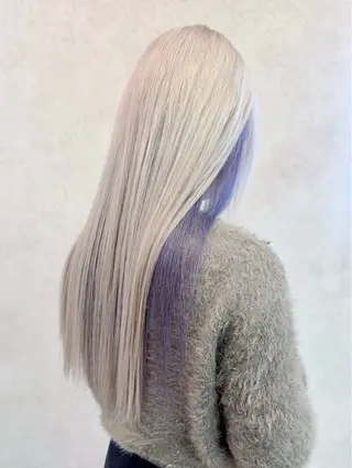 セミロング カラー ヘアアレンジ yuuto🌈 透明感カラーのヘアスタイル