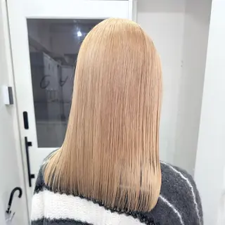 セミロング カラー 🎀ハイトーン🎀 ケアブリーチmikuのヘアスタイル