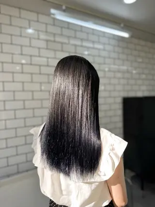 セミロング カラー 天野 タイナのヘアスタイル