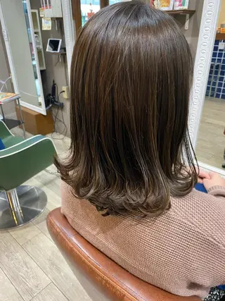 ミディアム 加藤 知子のヘアスタイル
