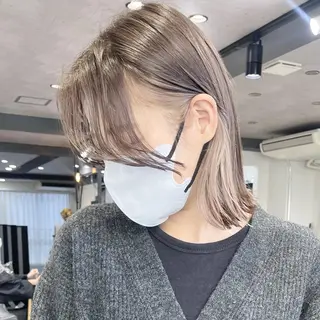 カラー ショート 艶髪ハイトーン✨ 🩷AMI🩷のヘアスタイル