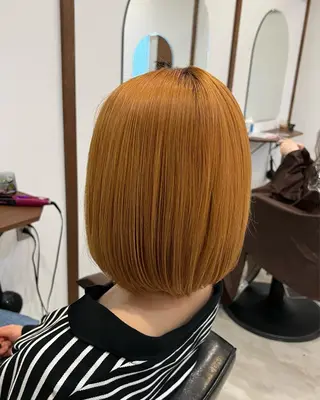 ショート カラー Ami ブリーチ/ハイトーンのヘアスタイル
