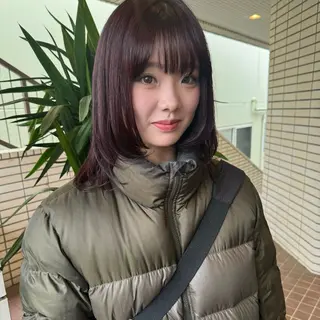 ミディアム カラー shiho .のヘアスタイル