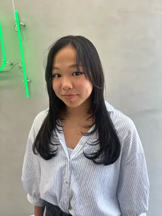 セミロング 中田 渚のヘアスタイル