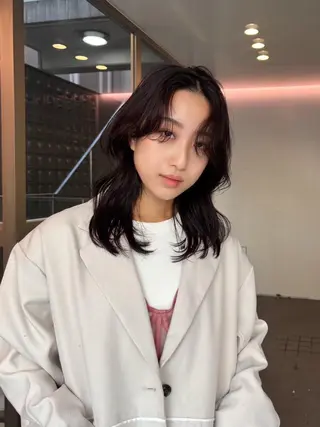 セミロング パーマ レイヤー/パーマ 透明感カラー倉持弘人のヘアスタイル