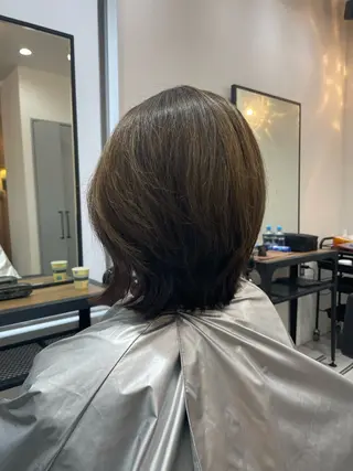 ミディアム よこい みおのヘアスタイル