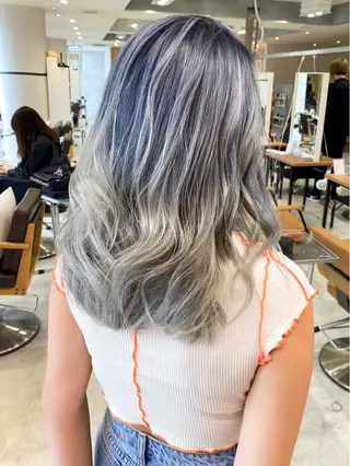 セミロング カラー welring hair salonのヘアスタイル