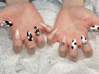 ネイル 💕藤江 月🌸🍒のネイルデザイン