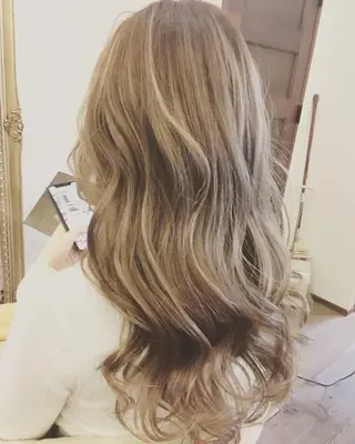 ロング ヘアアレンジ GRANDE アオキのヘアスタイル