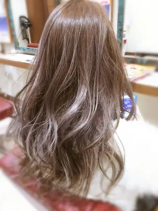 セミロング カラー 🌈２０年目突入🎉 山口のヘアスタイル